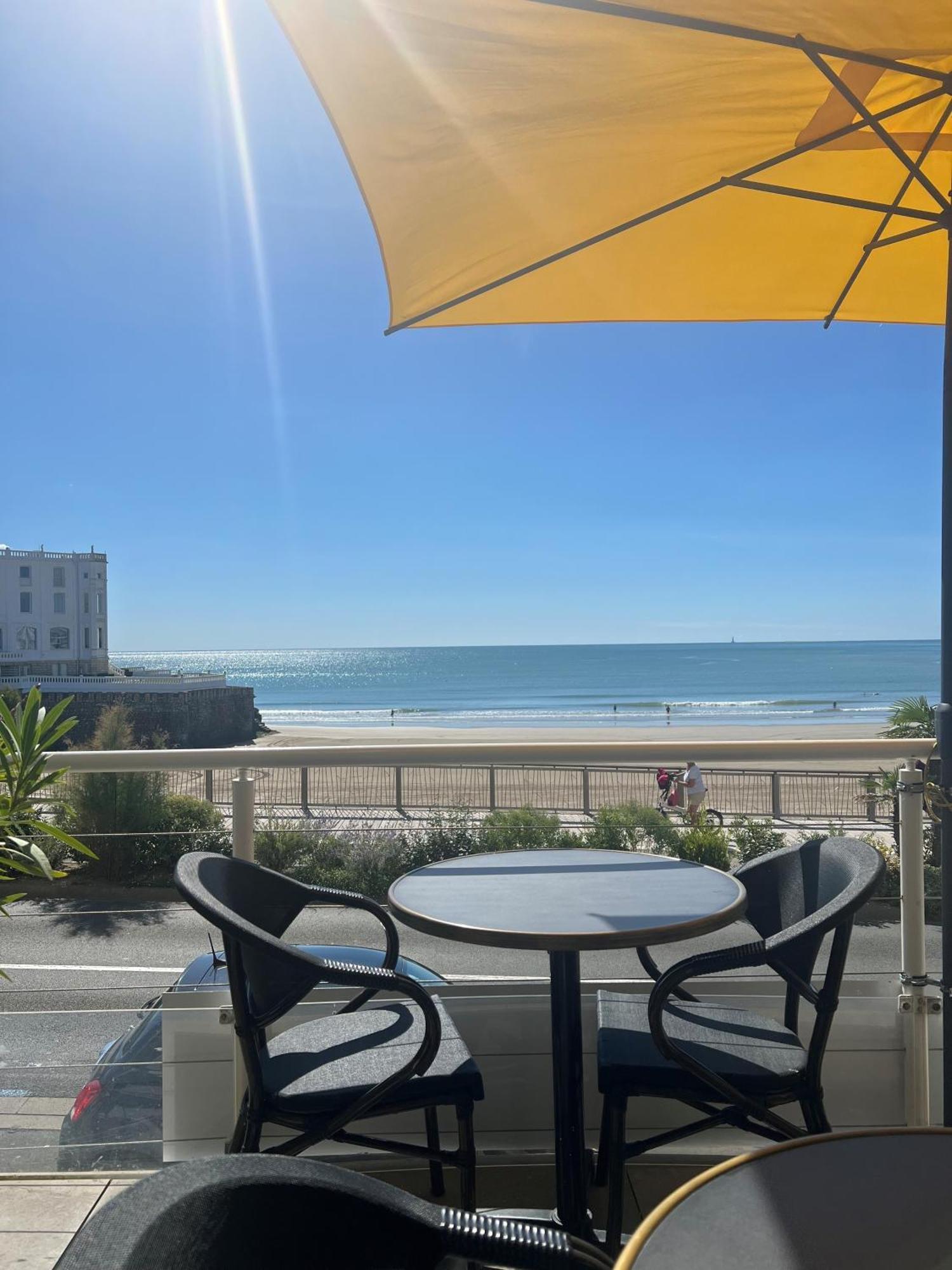 Hotel The Originals Miramar, Royan Pontaillac Exterior photo